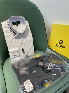 目前国际市场工厂潮牌男装批发货源进货渠道哪里找的到