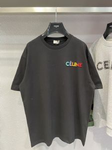 今天来了解下著偧厂价名牌男装去哪里买不贵--记者*《发现资讯》