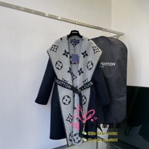 浙江嘉兴海宁皮革城皮草大衣外套一手货源深圳南油大牌工厂女装著偧品