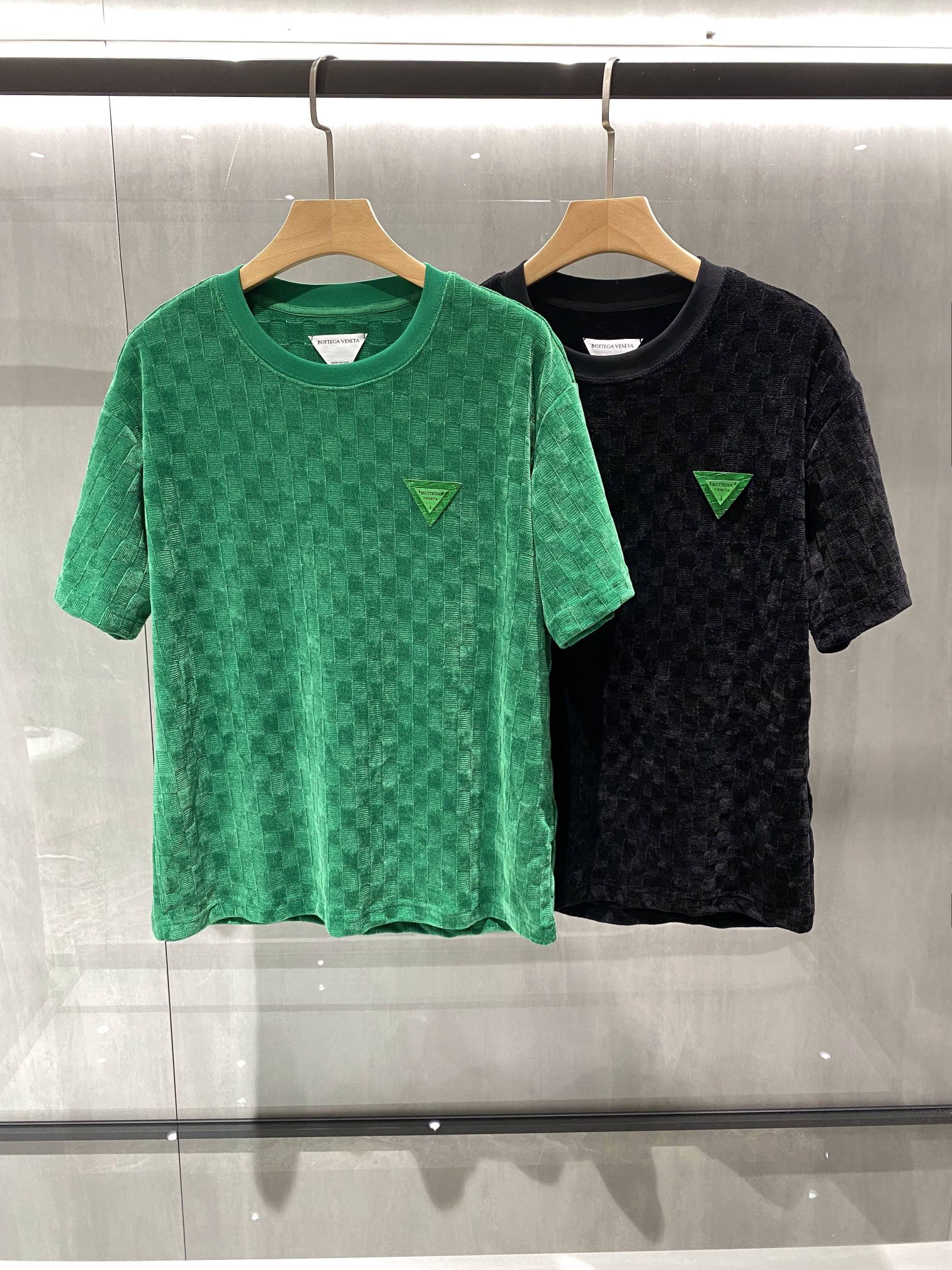 给大家说说潮牌顶尖的优质精刻工厂男装去哪里才有