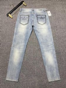 给大家推荐潮牌厂家男装网批货源，价格大概多少钱