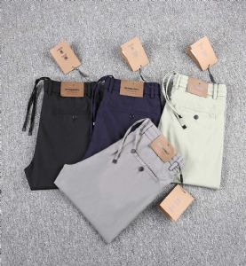 --提前来说说工厂男装在哪里拿货的_价格大概在多少钱？