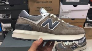 运动鞋微商源头放货！莆田本地一件代发！