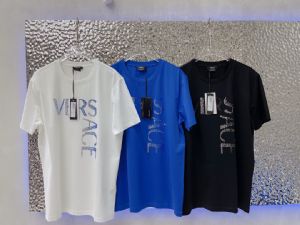 请问，有没有一般专门教如何搭配服装的杂志？包括男装