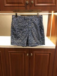 今年热销的大牌著偧品男装工厂服装工厂档口直销——《今日公布》