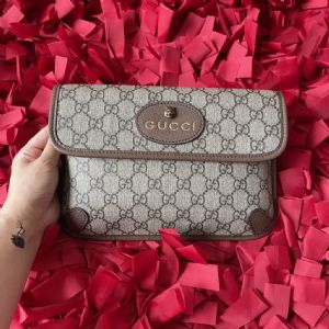 广州包进价大约多少钱,Supreme棕色PVC男士腰包虎头包