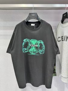 努力推荐世界高端时尚界潮牌欧洲劲爆款式男装的批发商家微信