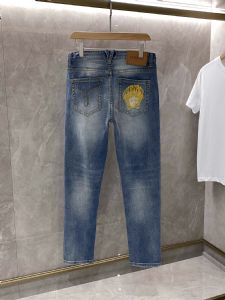 过来看看厂家货源潮牌工厂男装拿货小技巧总结在这里