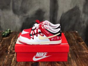 smfk网红鞋Off-White x Futura x SB D