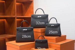 广州高端著偧品牌Lindy 铂金包 Clemence 金银扣