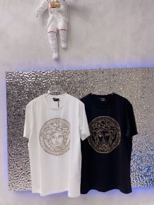 进来看看潮牌批发哪里有工厂厂价男装拿货小技巧总结在这里