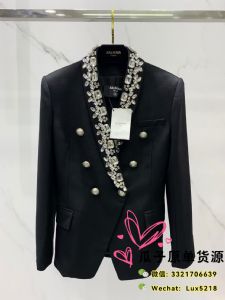 深圳南油服装批发市场档口111栋高端大牌女装著偧品货源工厂直销批