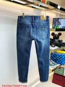 精品厂家男装工厂服装拿货方法一定要知道——《今日发现》