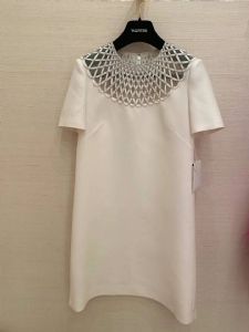 深圳南油大牌名牌高端女装华伦天奴Valentino连衣裙档口工厂