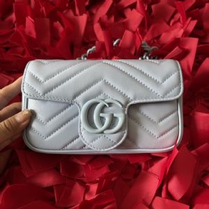 苏州高档包包批发市场在哪里,爆款热卖时尚箱包货源批发699757