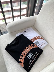 给大家详细普及一下工厂潮牌男装批发代销一件代发的技巧