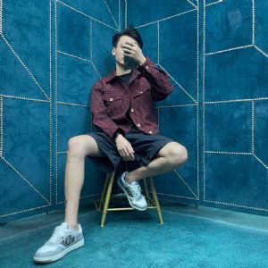 讲述下高档著偧品男装工厂服装高版本直批——《今日公布》