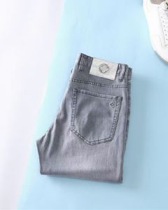 给大家揭秘下厂家精刻男装票房市场的内幕