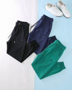 讲述下厂家精品潮牌男装拿货批发市场地址