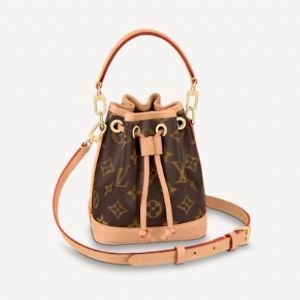 Lv Nano Noé手袋充裕空间可容纳钥匙卡夹和手机等随行物品