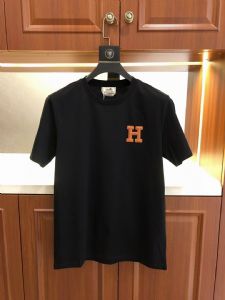 给大家说下原版顶尖欧洲精品一线工厂男装进货渠道主要有哪些