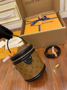 一千多买个高档包值吗？一千多的坊包质量怎么样？