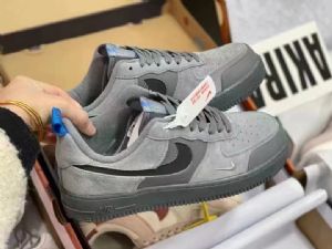 潮鞋终端厂家供货货源 一件代发！