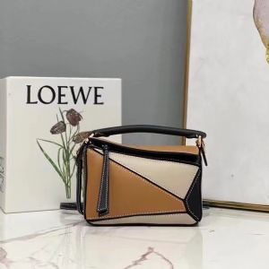 Loewe Puzzle手袋，罗意威精品包包推荐代购品质