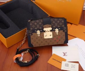 Trunk Clutch 手袋M43596