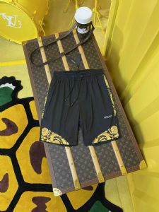 分享下高端外贸厂价精品男装批发市场具体位置