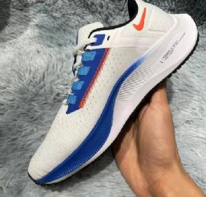 运动鞋莆田本地靠谱渠道货源分享！微商相册每日更新！