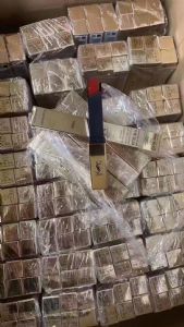 得物爆款999m.ac花纹金管烈焰蓝口红香水批发