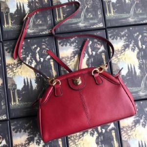 马衔扣1955系列肩背包，超A品质打造富有现代时尚气息的包款