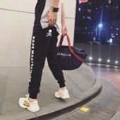 高档著偧品of*f-WHITE 潮牌名牌服装批发