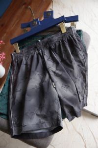 分享下顶尖大牌著偧品男装批发工厂微信