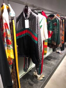 普及下专柜品质的大牌著偧品男装在哪里可以批发拿货的