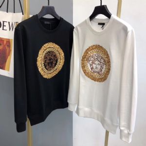 广州三元里高档潮牌批发 一件代发男装微信