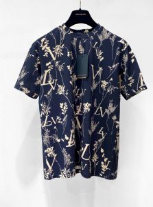 高端的潮牌男装在哪里拿货比较好 拿货多少钱一件