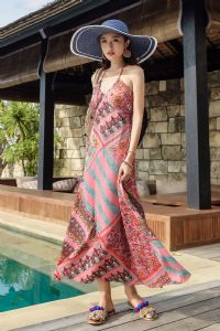 网店代理潮流女装一件代发，主要生产各种爆款，做工精良