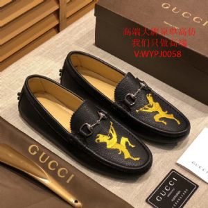 厂家直销男女鞋精品货源一件代发