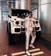 广州高档大牌男装批发 厂家厂家服装批发 微信ZL84668