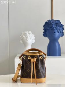 品牌包包批发精品工厂包包工厂直销